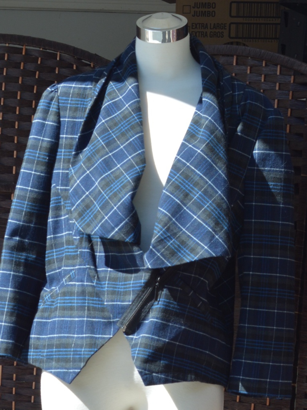 Le Chateau Blue Plaid Jacket/Blazer Sz XL #B 54/55